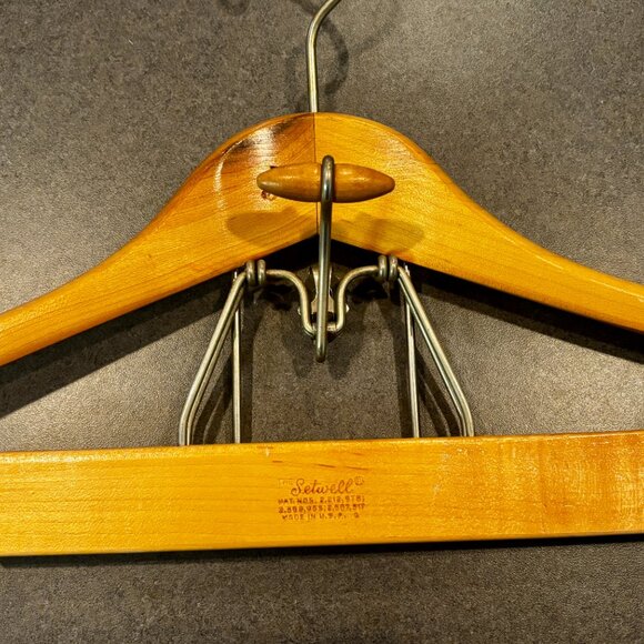 Vintage Setwell 18" Heavy Wooden Suit Hanger With Trouser Clamp Hanger - Picture 2 of 6